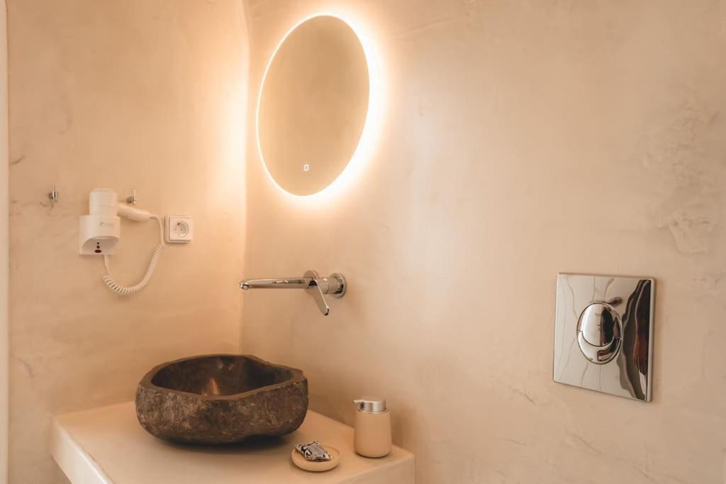Willa Akri Santorini With Heated Jacuzzi Emporio  Zewnętrze zdjęcie